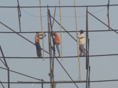 Crazy bamboo workers