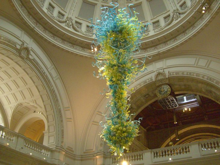 Entrance to the Victoria & Albert Museum, London